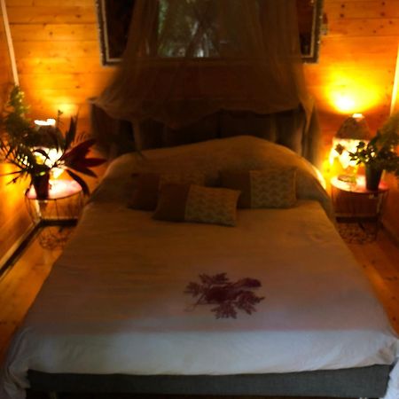 Le Chalet dAZAE La Riviere Saint-Louis Extérieur photo