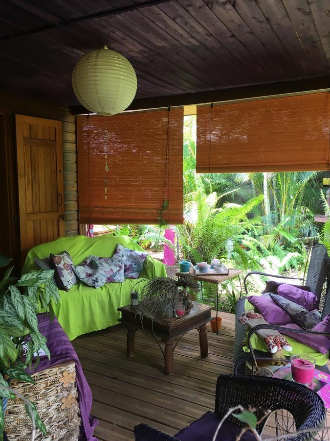 Le Chalet dAZAE La Riviere Saint-Louis Extérieur photo